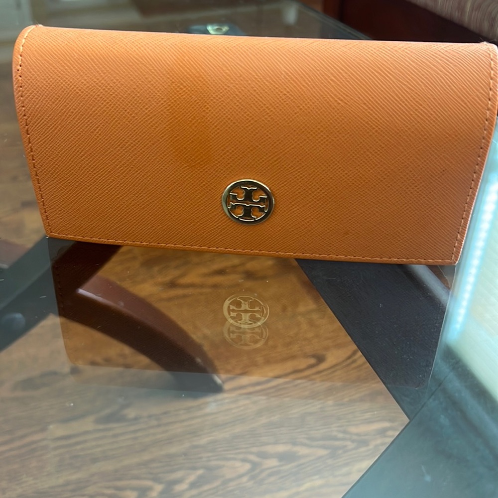TORY BURCH AUTHENTIC ORANGE EYEGLASSES CASE